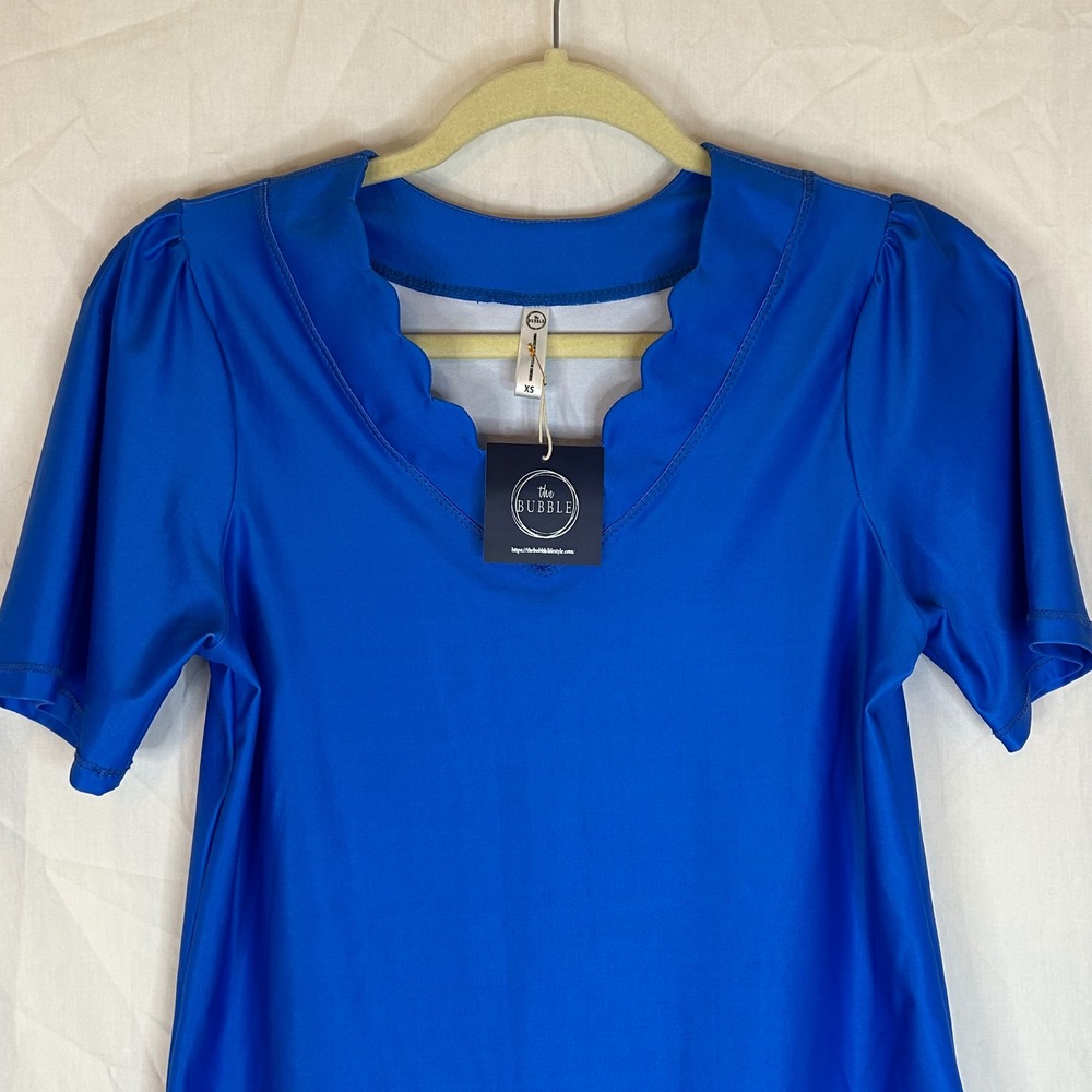 The Bubble Emily Top NWT Women's XS Short Sleeve‎ Scalloped Neck Top Blue - Picture 2 of 11
